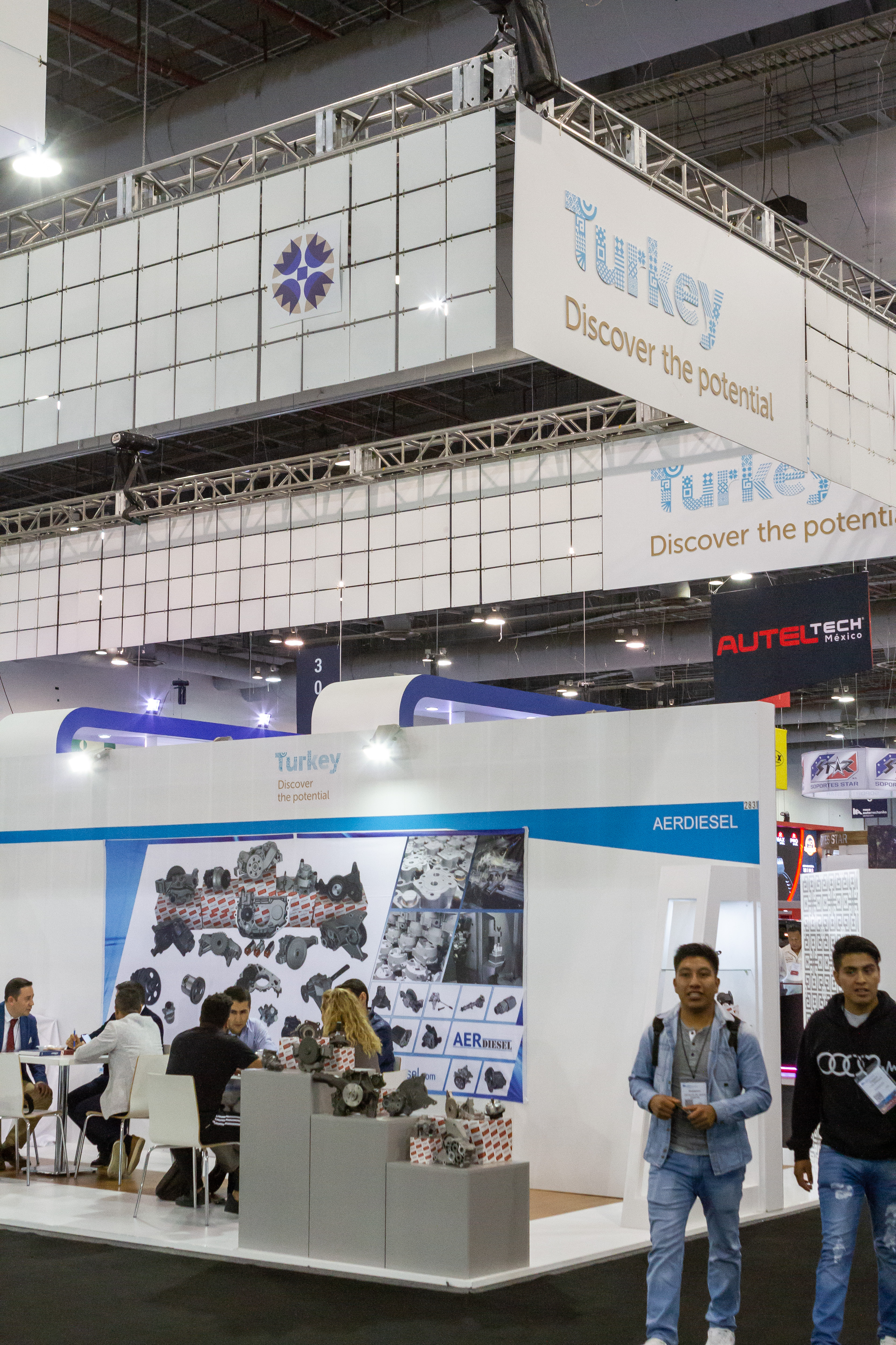 Actividades del segundo día de INA PAACE Automechanika en Centro Banamex en Ciudad de México, CDMX, México. 20180712 
Foto: Enrique Gijón